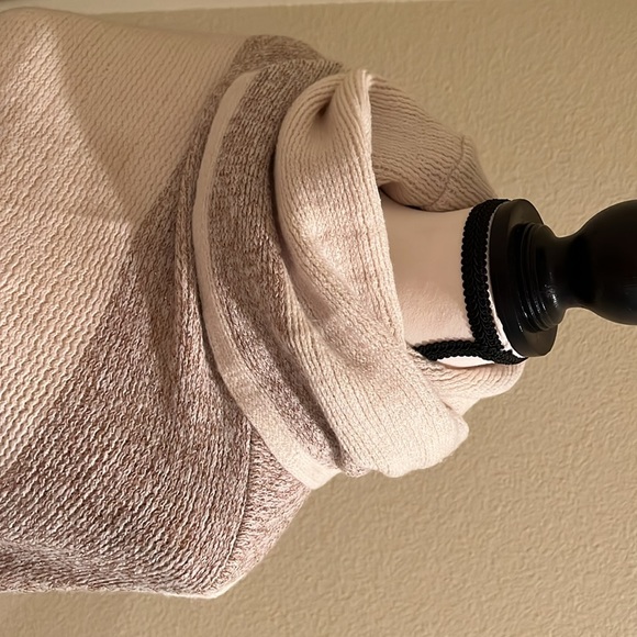 Cream with brown strip with rose gold thread Poncho - Picture 4 of 9